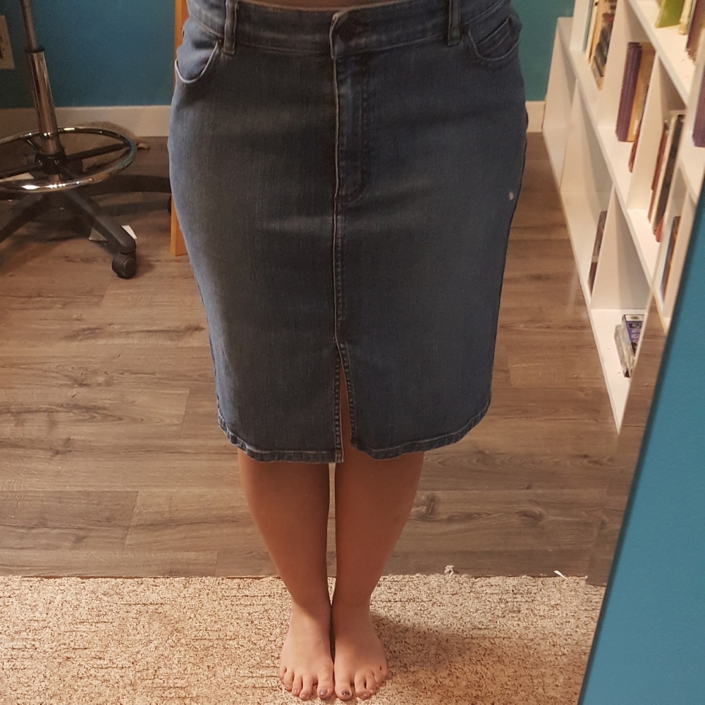 Denim skirt
